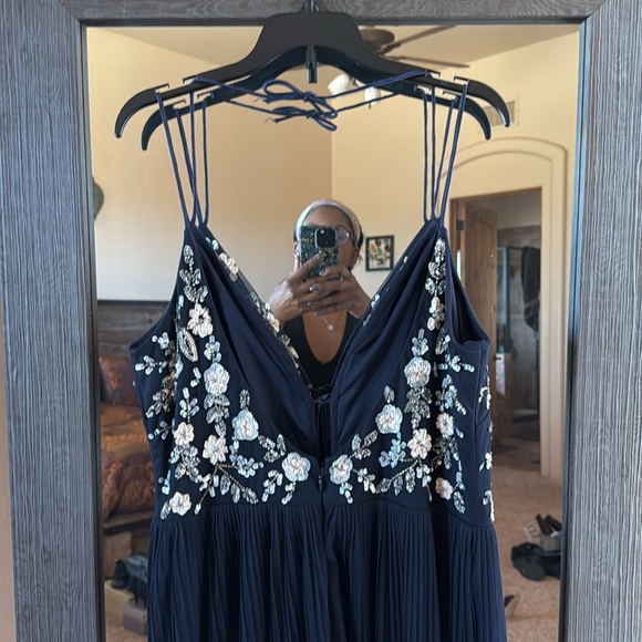 Aidan Mattox, Blue, size 12 - Picture 4 of 6